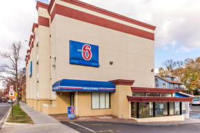 Motel 6-Washington, DC